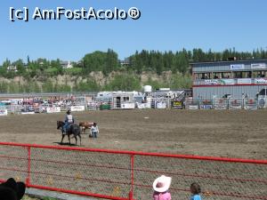 [P15] Rodeo - proba de imobilizare vițel - ratare - animalul nu a putut fi imobilizat în timpul regulamentar » foto by ebirsan
 - 
<span class="allrVoted glyphicon glyphicon-heart hidden" id="av739378"></span>
<a class="m-l-10 hidden" id="sv739378" onclick="voting_Foto_DelVot(,739378,18917)" role="button">șterge vot <span class="glyphicon glyphicon-remove"></span></a>
<a id="v9739378" class=" c-red"  onclick="voting_Foto_SetVot(739378)" role="button"><span class="glyphicon glyphicon-heart-empty"></span> <b>LIKE</b> = Votează poza</a> <img class="hidden"  id="f739378W9" src="/imagini/loader.gif" border="0" /><span class="AjErrMes hidden" id="e739378ErM"></span>