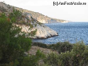[P11] Celalalt golf de langa Giola- pe al doilea munte se vede putin din manastire » foto by luciaoradea
 - 
<span class="allrVoted glyphicon glyphicon-heart hidden" id="av530269"></span>
<a class="m-l-10 hidden" id="sv530269" onclick="voting_Foto_DelVot(,530269,19007)" role="button">șterge vot <span class="glyphicon glyphicon-remove"></span></a>
<a id="v9530269" class=" c-red"  onclick="voting_Foto_SetVot(530269)" role="button"><span class="glyphicon glyphicon-heart-empty"></span> <b>LIKE</b> = Votează poza</a> <img class="hidden"  id="f530269W9" src="/imagini/loader.gif" border="0" /><span class="AjErrMes hidden" id="e530269ErM"></span>