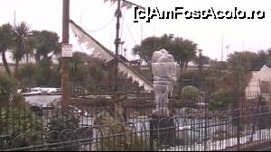 [P33] 34. Iar terenul de mini-golf este ocupat de pirați.  » foto by msnd
 - 
<span class="allrVoted glyphicon glyphicon-heart hidden" id="av687169"></span>
<a class="m-l-10 hidden" id="sv687169" onclick="voting_Foto_DelVot(,687169,19042)" role="button">șterge vot <span class="glyphicon glyphicon-remove"></span></a>
<a id="v9687169" class=" c-red"  onclick="voting_Foto_SetVot(687169)" role="button"><span class="glyphicon glyphicon-heart-empty"></span> <b>LIKE</b> = Votează poza</a> <img class="hidden"  id="f687169W9" src="/imagini/loader.gif" border="0" /><span class="AjErrMes hidden" id="e687169ErM"></span>