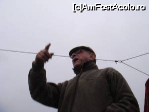 [P40] 41. Căpitanul ne dă ultimele indicații,  » foto by msnd
 - 
<span class="allrVoted glyphicon glyphicon-heart hidden" id="av687176"></span>
<a class="m-l-10 hidden" id="sv687176" onclick="voting_Foto_DelVot(,687176,19042)" role="button">șterge vot <span class="glyphicon glyphicon-remove"></span></a>
<a id="v9687176" class=" c-red"  onclick="voting_Foto_SetVot(687176)" role="button"><span class="glyphicon glyphicon-heart-empty"></span> <b>LIKE</b> = Votează poza</a> <img class="hidden"  id="f687176W9" src="/imagini/loader.gif" border="0" /><span class="AjErrMes hidden" id="e687176ErM"></span>