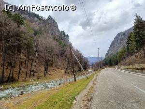 [P06] Cheile Galbenului. » foto by tata123 🔱
 - 
<span class="allrVoted glyphicon glyphicon-heart hidden" id="av1352552"></span>
<a class="m-l-10 hidden" id="sv1352552" onclick="voting_Foto_DelVot(,1352552,19120)" role="button">șterge vot <span class="glyphicon glyphicon-remove"></span></a>
<a id="v91352552" class=" c-red"  onclick="voting_Foto_SetVot(1352552)" role="button"><span class="glyphicon glyphicon-heart-empty"></span> <b>LIKE</b> = Votează poza</a> <img class="hidden"  id="f1352552W9" src="/imagini/loader.gif" border="0" /><span class="AjErrMes hidden" id="e1352552ErM"></span>