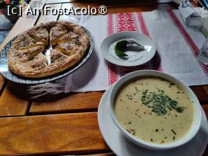 [P20] Restaurant Orizont - ciorbă de hribi și delicioasa p&acirc;inică a casei » foto by crismis
 - 
<span class="allrVoted glyphicon glyphicon-heart hidden" id="av1416324"></span>
<a class="m-l-10 hidden" id="sv1416324" onclick="voting_Foto_DelVot(,1416324,19156)" role="button">șterge vot <span class="glyphicon glyphicon-remove"></span></a>
<a id="v91416324" class=" c-red"  onclick="voting_Foto_SetVot(1416324)" role="button"><span class="glyphicon glyphicon-heart-empty"></span> <b>LIKE</b> = Votează poza</a> <img class="hidden"  id="f1416324W9" src="/imagini/loader.gif" border="0" /><span class="AjErrMes hidden" id="e1416324ErM"></span>