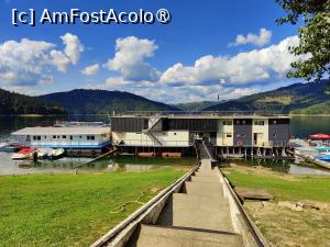 [P13] Hotel pe ponton plutitor Lebăda » foto by crismis
 - 
<span class="allrVoted glyphicon glyphicon-heart hidden" id="av1416663"></span>
<a class="m-l-10 hidden" id="sv1416663" onclick="voting_Foto_DelVot(,1416663,19156)" role="button">șterge vot <span class="glyphicon glyphicon-remove"></span></a>
<a id="v91416663" class=" c-red"  onclick="voting_Foto_SetVot(1416663)" role="button"><span class="glyphicon glyphicon-heart-empty"></span> <b>LIKE</b> = Votează poza</a> <img class="hidden"  id="f1416663W9" src="/imagini/loader.gif" border="0" /><span class="AjErrMes hidden" id="e1416663ErM"></span>