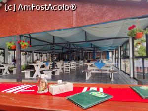 [P02] Bibanu - terasa acoperită văzută de la masa noastră » foto by crismis
 - 
<span class="allrVoted glyphicon glyphicon-heart hidden" id="av1416652"></span>
<a class="m-l-10 hidden" id="sv1416652" onclick="voting_Foto_DelVot(,1416652,19156)" role="button">șterge vot <span class="glyphicon glyphicon-remove"></span></a>
<a id="v91416652" class=" c-red"  onclick="voting_Foto_SetVot(1416652)" role="button"><span class="glyphicon glyphicon-heart-empty"></span> <b>LIKE</b> = Votează poza</a> <img class="hidden"  id="f1416652W9" src="/imagini/loader.gif" border="0" /><span class="AjErrMes hidden" id="e1416652ErM"></span>