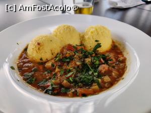 [P21] Restaurant Lebăda; gulaș de vițel (mai mult o tocăniță, dar gustoasă) » foto by crismis
 - 
<span class="allrVoted glyphicon glyphicon-heart hidden" id="av1416671"></span>
<a class="m-l-10 hidden" id="sv1416671" onclick="voting_Foto_DelVot(,1416671,19156)" role="button">șterge vot <span class="glyphicon glyphicon-remove"></span></a>
<a id="v91416671" class=" c-red"  onclick="voting_Foto_SetVot(1416671)" role="button"><span class="glyphicon glyphicon-heart-empty"></span> <b>LIKE</b> = Votează poza</a> <img class="hidden"  id="f1416671W9" src="/imagini/loader.gif" border="0" /><span class="AjErrMes hidden" id="e1416671ErM"></span>