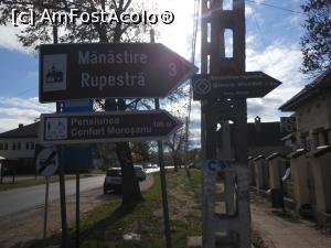 [P01] Șinca Veche - Spre mănăstirea rupestră, 3 km. » foto by iulianic
 - 
<span class="allrVoted glyphicon glyphicon-heart hidden" id="av1333703"></span>
<a class="m-l-10 hidden" id="sv1333703" onclick="voting_Foto_DelVot(,1333703,19238)" role="button">șterge vot <span class="glyphicon glyphicon-remove"></span></a>
<a id="v91333703" class=" c-red"  onclick="voting_Foto_SetVot(1333703)" role="button"><span class="glyphicon glyphicon-heart-empty"></span> <b>LIKE</b> = Votează poza</a> <img class="hidden"  id="f1333703W9" src="/imagini/loader.gif" border="0" /><span class="AjErrMes hidden" id="e1333703ErM"></span>