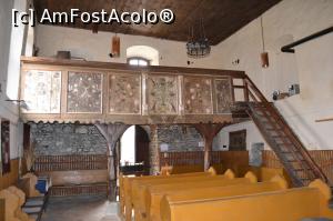 [P06] Interior capela » foto by AZE
 - 
<span class="allrVoted glyphicon glyphicon-heart hidden" id="av832682"></span>
<a class="m-l-10 hidden" id="sv832682" onclick="voting_Foto_DelVot(,832682,19242)" role="button">șterge vot <span class="glyphicon glyphicon-remove"></span></a>
<a id="v9832682" class=" c-red"  onclick="voting_Foto_SetVot(832682)" role="button"><span class="glyphicon glyphicon-heart-empty"></span> <b>LIKE</b> = Votează poza</a> <img class="hidden"  id="f832682W9" src="/imagini/loader.gif" border="0" /><span class="AjErrMes hidden" id="e832682ErM"></span>