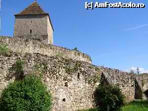 [P06] Cetatea ţărănească de la Câlnic – Jud. Alba - Zidul interior si turnul sudic » foto by RoF*
 - 
<span class="allrVoted glyphicon glyphicon-heart hidden" id="av379937"></span>
<a class="m-l-10 hidden" id="sv379937" onclick="voting_Foto_DelVot(,379937,19242)" role="button">șterge vot <span class="glyphicon glyphicon-remove"></span></a>
<a id="v9379937" class=" c-red"  onclick="voting_Foto_SetVot(379937)" role="button"><span class="glyphicon glyphicon-heart-empty"></span> <b>LIKE</b> = Votează poza</a> <img class="hidden"  id="f379937W9" src="/imagini/loader.gif" border="0" /><span class="AjErrMes hidden" id="e379937ErM"></span>