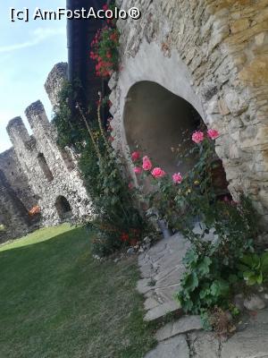[P10] Cetatea Calnic - minunata » foto by mishu
 - 
<span class="allrVoted glyphicon glyphicon-heart hidden" id="av949102"></span>
<a class="m-l-10 hidden" id="sv949102" onclick="voting_Foto_DelVot(,949102,19242)" role="button">șterge vot <span class="glyphicon glyphicon-remove"></span></a>
<a id="v9949102" class=" c-red"  onclick="voting_Foto_SetVot(949102)" role="button"><span class="glyphicon glyphicon-heart-empty"></span> <b>LIKE</b> = Votează poza</a> <img class="hidden"  id="f949102W9" src="/imagini/loader.gif" border="0" /><span class="AjErrMes hidden" id="e949102ErM"></span>