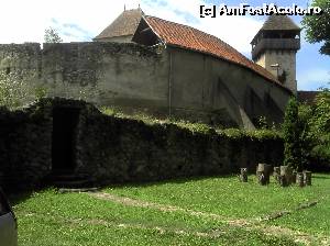 [P01] Cetatea Câlnic vazută dinspre parcarea improvizată » foto by FlorinAndrei
 - 
<span class="allrVoted glyphicon glyphicon-heart hidden" id="av614405"></span>
<a class="m-l-10 hidden" id="sv614405" onclick="voting_Foto_DelVot(,614405,19242)" role="button">șterge vot <span class="glyphicon glyphicon-remove"></span></a>
<a id="v9614405" class=" c-red"  onclick="voting_Foto_SetVot(614405)" role="button"><span class="glyphicon glyphicon-heart-empty"></span> <b>LIKE</b> = Votează poza</a> <img class="hidden"  id="f614405W9" src="/imagini/loader.gif" border="0" /><span class="AjErrMes hidden" id="e614405ErM"></span>