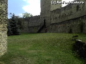 [P24] Cetatea Câlnic. Plimbare prin curtea interioară » foto by FlorinAndrei
 - 
<span class="allrVoted glyphicon glyphicon-heart hidden" id="av616736"></span>
<a class="m-l-10 hidden" id="sv616736" onclick="voting_Foto_DelVot(,616736,19242)" role="button">șterge vot <span class="glyphicon glyphicon-remove"></span></a>
<a id="v9616736" class=" c-red"  onclick="voting_Foto_SetVot(616736)" role="button"><span class="glyphicon glyphicon-heart-empty"></span> <b>LIKE</b> = Votează poza</a> <img class="hidden"  id="f616736W9" src="/imagini/loader.gif" border="0" /><span class="AjErrMes hidden" id="e616736ErM"></span>