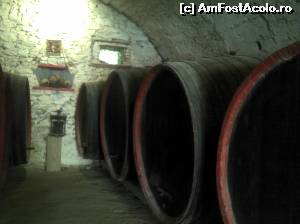 [P08] Cetatea Câlnic, pivnița » foto by FlorinAndrei
 - 
<span class="allrVoted glyphicon glyphicon-heart hidden" id="av614412"></span>
<a class="m-l-10 hidden" id="sv614412" onclick="voting_Foto_DelVot(,614412,19242)" role="button">șterge vot <span class="glyphicon glyphicon-remove"></span></a>
<a id="v9614412" class=" c-red"  onclick="voting_Foto_SetVot(614412)" role="button"><span class="glyphicon glyphicon-heart-empty"></span> <b>LIKE</b> = Votează poza</a> <img class="hidden"  id="f614412W9" src="/imagini/loader.gif" border="0" /><span class="AjErrMes hidden" id="e614412ErM"></span>