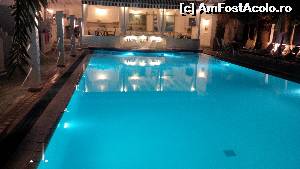 [P03] Din nou piscina.  » foto by Tanyla*
 - 
<span class="allrVoted glyphicon glyphicon-heart hidden" id="av662761"></span>
<a class="m-l-10 hidden" id="sv662761" onclick="voting_Foto_DelVot(,662761,19248)" role="button">șterge vot <span class="glyphicon glyphicon-remove"></span></a>
<a id="v9662761" class=" c-red"  onclick="voting_Foto_SetVot(662761)" role="button"><span class="glyphicon glyphicon-heart-empty"></span> <b>LIKE</b> = Votează poza</a> <img class="hidden"  id="f662761W9" src="/imagini/loader.gif" border="0" /><span class="AjErrMes hidden" id="e662761ErM"></span>