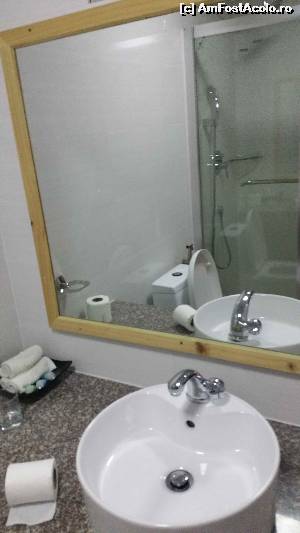 [P06] hotelul Sun Tan Beach » foto by robert
 - 
<span class="allrVoted glyphicon glyphicon-heart hidden" id="av670555"></span>
<a class="m-l-10 hidden" id="sv670555" onclick="voting_Foto_DelVot(,670555,19363)" role="button">șterge vot <span class="glyphicon glyphicon-remove"></span></a>
<a id="v9670555" class=" c-red"  onclick="voting_Foto_SetVot(670555)" role="button"><span class="glyphicon glyphicon-heart-empty"></span> <b>LIKE</b> = Votează poza</a> <img class="hidden"  id="f670555W9" src="/imagini/loader.gif" border="0" /><span class="AjErrMes hidden" id="e670555ErM"></span>