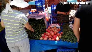 [P17] prin bazarul de fructe/legume » foto by danoradea
 - 
<span class="allrVoted glyphicon glyphicon-heart hidden" id="av629604"></span>
<a class="m-l-10 hidden" id="sv629604" onclick="voting_Foto_DelVot(,629604,19438)" role="button">șterge vot <span class="glyphicon glyphicon-remove"></span></a>
<a id="v9629604" class=" c-red"  onclick="voting_Foto_SetVot(629604)" role="button"><span class="glyphicon glyphicon-heart-empty"></span> <b>LIKE</b> = Votează poza</a> <img class="hidden"  id="f629604W9" src="/imagini/loader.gif" border="0" /><span class="AjErrMes hidden" id="e629604ErM"></span>