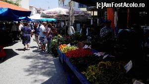 [P18] prin bazarul de fructe/legume » foto by danoradea
 - 
<span class="allrVoted glyphicon glyphicon-heart hidden" id="av629605"></span>
<a class="m-l-10 hidden" id="sv629605" onclick="voting_Foto_DelVot(,629605,19438)" role="button">șterge vot <span class="glyphicon glyphicon-remove"></span></a>
<a id="v9629605" class=" c-red"  onclick="voting_Foto_SetVot(629605)" role="button"><span class="glyphicon glyphicon-heart-empty"></span> <b>LIKE</b> = Votează poza</a> <img class="hidden"  id="f629605W9" src="/imagini/loader.gif" border="0" /><span class="AjErrMes hidden" id="e629605ErM"></span>