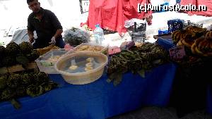 [P19] prin bazarul de fructe/legume » foto by danoradea
 - 
<span class="allrVoted glyphicon glyphicon-heart hidden" id="av629606"></span>
<a class="m-l-10 hidden" id="sv629606" onclick="voting_Foto_DelVot(,629606,19438)" role="button">șterge vot <span class="glyphicon glyphicon-remove"></span></a>
<a id="v9629606" class=" c-red"  onclick="voting_Foto_SetVot(629606)" role="button"><span class="glyphicon glyphicon-heart-empty"></span> <b>LIKE</b> = Votează poza</a> <img class="hidden"  id="f629606W9" src="/imagini/loader.gif" border="0" /><span class="AjErrMes hidden" id="e629606ErM"></span>