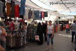 [P07] în stânga tarabă cu prețuri fixe » foto by danoradea
 - 
<span class="allrVoted glyphicon glyphicon-heart hidden" id="av629594"></span>
<a class="m-l-10 hidden" id="sv629594" onclick="voting_Foto_DelVot(,629594,19438)" role="button">șterge vot <span class="glyphicon glyphicon-remove"></span></a>
<a id="v9629594" class=" c-red"  onclick="voting_Foto_SetVot(629594)" role="button"><span class="glyphicon glyphicon-heart-empty"></span> <b>LIKE</b> = Votează poza</a> <img class="hidden"  id="f629594W9" src="/imagini/loader.gif" border="0" /><span class="AjErrMes hidden" id="e629594ErM"></span>