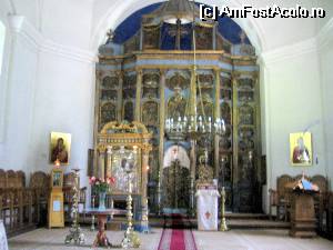 [P32] Altarul şi icoana Fecioarei Maria » foto by Michi
 - 
<span class="allrVoted glyphicon glyphicon-heart hidden" id="av533176"></span>
<a class="m-l-10 hidden" id="sv533176" onclick="voting_Foto_DelVot(,533176,19447)" role="button">șterge vot <span class="glyphicon glyphicon-remove"></span></a>
<a id="v9533176" class=" c-red"  onclick="voting_Foto_SetVot(533176)" role="button"><span class="glyphicon glyphicon-heart-empty"></span> <b>LIKE</b> = Votează poza</a> <img class="hidden"  id="f533176W9" src="/imagini/loader.gif" border="0" /><span class="AjErrMes hidden" id="e533176ErM"></span>