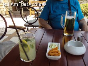 [P24] Dyonisos Zonarʼs Restaurant - chipsuri și sosul pe bază de mentă » foto by Carmen Ion
 - 
<span class="allrVoted glyphicon glyphicon-heart hidden" id="av1071733"></span>
<a class="m-l-10 hidden" id="sv1071733" onclick="voting_Foto_DelVot(,1071733,19516)" role="button">șterge vot <span class="glyphicon glyphicon-remove"></span></a>
<a id="v91071733" class=" c-red"  onclick="voting_Foto_SetVot(1071733)" role="button"><span class="glyphicon glyphicon-heart-empty"></span> <b>LIKE</b> = Votează poza</a> <img class="hidden"  id="f1071733W9" src="/imagini/loader.gif" border="0" /><span class="AjErrMes hidden" id="e1071733ErM"></span>