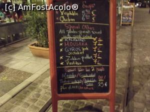 [P08] Oferta zilei pe tăbliţa din faţa tavernei » foto by irinad
 - 
<span class="allrVoted glyphicon glyphicon-heart hidden" id="av932884"></span>
<a class="m-l-10 hidden" id="sv932884" onclick="voting_Foto_DelVot(,932884,19516)" role="button">șterge vot <span class="glyphicon glyphicon-remove"></span></a>
<a id="v9932884" class=" c-red"  onclick="voting_Foto_SetVot(932884)" role="button"><span class="glyphicon glyphicon-heart-empty"></span> <b>LIKE</b> = Votează poza</a> <img class="hidden"  id="f932884W9" src="/imagini/loader.gif" border="0" /><span class="AjErrMes hidden" id="e932884ErM"></span>
