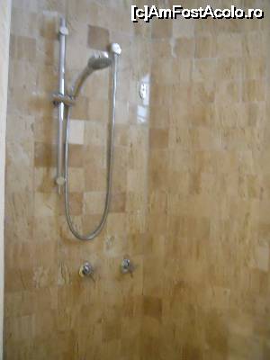 [P12] destul de mare, un pic posibil alunecoasa.  » foto by alle4295
 - 
<span class="allrVoted glyphicon glyphicon-heart hidden" id="av683891"></span>
<a class="m-l-10 hidden" id="sv683891" onclick="voting_Foto_DelVot(,683891,19528)" role="button">șterge vot <span class="glyphicon glyphicon-remove"></span></a>
<a id="v9683891" class=" c-red"  onclick="voting_Foto_SetVot(683891)" role="button"><span class="glyphicon glyphicon-heart-empty"></span> <b>LIKE</b> = Votează poza</a> <img class="hidden"  id="f683891W9" src="/imagini/loader.gif" border="0" /><span class="AjErrMes hidden" id="e683891ErM"></span>