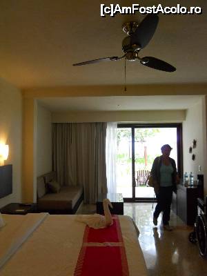 [P06] camera cu pat dublu la parter. fara plasa la geam (4003), ventilator pe tavan dar si aer conditionat » foto by alle4295
 - 
<span class="allrVoted glyphicon glyphicon-heart hidden" id="av683885"></span>
<a class="m-l-10 hidden" id="sv683885" onclick="voting_Foto_DelVot(,683885,19528)" role="button">șterge vot <span class="glyphicon glyphicon-remove"></span></a>
<a id="v9683885" class=" c-red"  onclick="voting_Foto_SetVot(683885)" role="button"><span class="glyphicon glyphicon-heart-empty"></span> <b>LIKE</b> = Votează poza</a> <img class="hidden"  id="f683885W9" src="/imagini/loader.gif" border="0" /><span class="AjErrMes hidden" id="e683885ErM"></span>