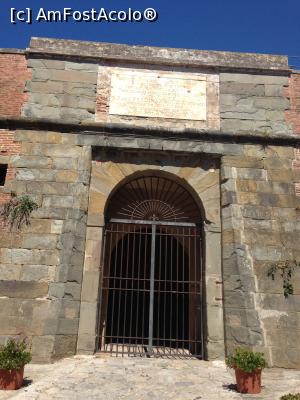 [P03] Portoferraio » foto by Dana.S
 - 
<span class="allrVoted glyphicon glyphicon-heart hidden" id="av784872"></span>
<a class="m-l-10 hidden" id="sv784872" onclick="voting_Foto_DelVot(,784872,19544)" role="button">șterge vot <span class="glyphicon glyphicon-remove"></span></a>
<a id="v9784872" class=" c-red"  onclick="voting_Foto_SetVot(784872)" role="button"><span class="glyphicon glyphicon-heart-empty"></span> <b>LIKE</b> = Votează poza</a> <img class="hidden"  id="f784872W9" src="/imagini/loader.gif" border="0" /><span class="AjErrMes hidden" id="e784872ErM"></span>