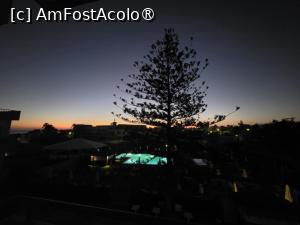 [P01] Rasarit din balcon » foto by kandera
 - 
<span class="allrVoted glyphicon glyphicon-heart hidden" id="av1497049"></span>
<a class="m-l-10 hidden" id="sv1497049" onclick="voting_Foto_DelVot(,1497049,19587)" role="button">șterge vot <span class="glyphicon glyphicon-remove"></span></a>
<a id="v91497049" class=" c-red"  onclick="voting_Foto_SetVot(1497049)" role="button"><span class="glyphicon glyphicon-heart-empty"></span> <b>LIKE</b> = Votează poza</a> <img class="hidden"  id="f1497049W9" src="/imagini/loader.gif" border="0" /><span class="AjErrMes hidden" id="e1497049ErM"></span>