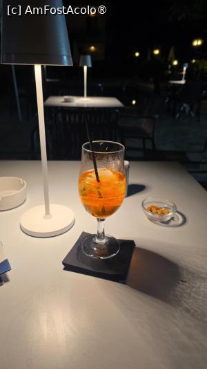 [P08] Un Aperol sprit baut seara langa piscina » foto by kandera
 - 
<span class="allrVoted glyphicon glyphicon-heart hidden" id="av1497056"></span>
<a class="m-l-10 hidden" id="sv1497056" onclick="voting_Foto_DelVot(,1497056,19587)" role="button">șterge vot <span class="glyphicon glyphicon-remove"></span></a>
<a id="v91497056" class=" c-red"  onclick="voting_Foto_SetVot(1497056)" role="button"><span class="glyphicon glyphicon-heart-empty"></span> <b>LIKE</b> = Votează poza</a> <img class="hidden"  id="f1497056W9" src="/imagini/loader.gif" border="0" /><span class="AjErrMes hidden" id="e1497056ErM"></span>