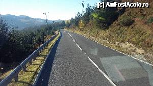 [P13] Șosea în Parcul Natural Brecon Beacons, Țara Galilor.  » foto by traian.leuca †
 - 
<span class="allrVoted glyphicon glyphicon-heart hidden" id="av695102"></span>
<a class="m-l-10 hidden" id="sv695102" onclick="voting_Foto_DelVot(,695102,19690)" role="button">șterge vot <span class="glyphicon glyphicon-remove"></span></a>
<a id="v9695102" class=" c-red"  onclick="voting_Foto_SetVot(695102)" role="button"><span class="glyphicon glyphicon-heart-empty"></span> <b>LIKE</b> = Votează poza</a> <img class="hidden"  id="f695102W9" src="/imagini/loader.gif" border="0" /><span class="AjErrMes hidden" id="e695102ErM"></span>