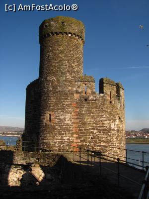 [P12] Turnul estic al castelului » foto by Radu Tudoran
 - 
<span class="allrVoted glyphicon glyphicon-heart hidden" id="av861627"></span>
<a class="m-l-10 hidden" id="sv861627" onclick="voting_Foto_DelVot(,861627,19690)" role="button">șterge vot <span class="glyphicon glyphicon-remove"></span></a>
<a id="v9861627" class=" c-red"  onclick="voting_Foto_SetVot(861627)" role="button"><span class="glyphicon glyphicon-heart-empty"></span> <b>LIKE</b> = Votează poza</a> <img class="hidden"  id="f861627W9" src="/imagini/loader.gif" border="0" /><span class="AjErrMes hidden" id="e861627ErM"></span>