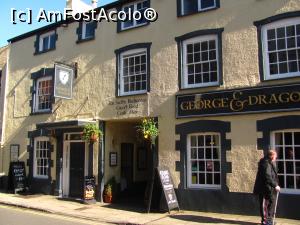 [P18] Un loc de popas pentru cavaleri: Hanul 'St. George & Dragon' » foto by Radu Tudoran
 - 
<span class="allrVoted glyphicon glyphicon-heart hidden" id="av861633"></span>
<a class="m-l-10 hidden" id="sv861633" onclick="voting_Foto_DelVot(,861633,19690)" role="button">șterge vot <span class="glyphicon glyphicon-remove"></span></a>
<a id="v9861633" class=" c-red"  onclick="voting_Foto_SetVot(861633)" role="button"><span class="glyphicon glyphicon-heart-empty"></span> <b>LIKE</b> = Votează poza</a> <img class="hidden"  id="f861633W9" src="/imagini/loader.gif" border="0" /><span class="AjErrMes hidden" id="e861633ErM"></span>