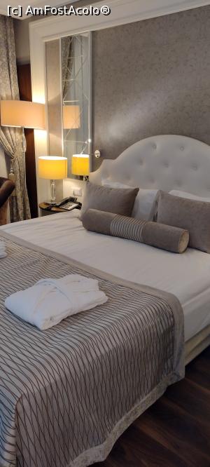 [P01] Camera Sunis Efes Royal » foto by michaela_1961
 - 
<span class="allrVoted glyphicon glyphicon-heart hidden" id="av1328506"></span>
<a class="m-l-10 hidden" id="sv1328506" onclick="voting_Foto_DelVot(,1328506,19722)" role="button">șterge vot <span class="glyphicon glyphicon-remove"></span></a>
<a id="v91328506" class=" c-red"  onclick="voting_Foto_SetVot(1328506)" role="button"><span class="glyphicon glyphicon-heart-empty"></span> <b>LIKE</b> = Votează poza</a> <img class="hidden"  id="f1328506W9" src="/imagini/loader.gif" border="0" /><span class="AjErrMes hidden" id="e1328506ErM"></span>