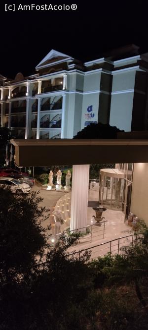 [P25] vedere din balcon catre receptie » foto by michaela_1961
 - 
<span class="allrVoted glyphicon glyphicon-heart hidden" id="av1328530"></span>
<a class="m-l-10 hidden" id="sv1328530" onclick="voting_Foto_DelVot(,1328530,19722)" role="button">șterge vot <span class="glyphicon glyphicon-remove"></span></a>
<a id="v91328530" class=" c-red"  onclick="voting_Foto_SetVot(1328530)" role="button"><span class="glyphicon glyphicon-heart-empty"></span> <b>LIKE</b> = Votează poza</a> <img class="hidden"  id="f1328530W9" src="/imagini/loader.gif" border="0" /><span class="AjErrMes hidden" id="e1328530ErM"></span>