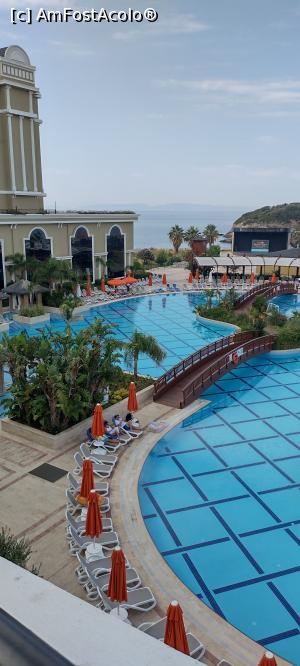 [P26] piscina hotelului » foto by michaela_1961
 - 
<span class="allrVoted glyphicon glyphicon-heart hidden" id="av1328531"></span>
<a class="m-l-10 hidden" id="sv1328531" onclick="voting_Foto_DelVot(,1328531,19722)" role="button">șterge vot <span class="glyphicon glyphicon-remove"></span></a>
<a id="v91328531" class=" c-red"  onclick="voting_Foto_SetVot(1328531)" role="button"><span class="glyphicon glyphicon-heart-empty"></span> <b>LIKE</b> = Votează poza</a> <img class="hidden"  id="f1328531W9" src="/imagini/loader.gif" border="0" /><span class="AjErrMes hidden" id="e1328531ErM"></span>