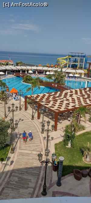 [P29] piscina hotelului » foto by michaela_1961
 - 
<span class="allrVoted glyphicon glyphicon-heart hidden" id="av1328534"></span>
<a class="m-l-10 hidden" id="sv1328534" onclick="voting_Foto_DelVot(,1328534,19722)" role="button">șterge vot <span class="glyphicon glyphicon-remove"></span></a>
<a id="v91328534" class=" c-red"  onclick="voting_Foto_SetVot(1328534)" role="button"><span class="glyphicon glyphicon-heart-empty"></span> <b>LIKE</b> = Votează poza</a> <img class="hidden"  id="f1328534W9" src="/imagini/loader.gif" border="0" /><span class="AjErrMes hidden" id="e1328534ErM"></span>