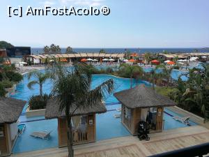 [P54] Aceste cabane se închiria cu 50 euro pe zi. Cele de pe ponton, 75 dar cred ca puteai negocia.  » foto by M'Liviu
 - 
<span class="allrVoted glyphicon glyphicon-heart hidden" id="av1087409"></span>
<a class="m-l-10 hidden" id="sv1087409" onclick="voting_Foto_DelVot(,1087409,19722)" role="button">șterge vot <span class="glyphicon glyphicon-remove"></span></a>
<a id="v91087409" class=" c-red"  onclick="voting_Foto_SetVot(1087409)" role="button"><span class="glyphicon glyphicon-heart-empty"></span> <b>LIKE</b> = Votează poza</a> <img class="hidden"  id="f1087409W9" src="/imagini/loader.gif" border="0" /><span class="AjErrMes hidden" id="e1087409ErM"></span>