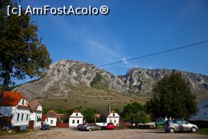 [P03] Centrul satului Rimetea » foto by dranal
 - 
<span class="allrVoted glyphicon glyphicon-heart hidden" id="av797602"></span>
<a class="m-l-10 hidden" id="sv797602" onclick="voting_Foto_DelVot(,797602,19767)" role="button">șterge vot <span class="glyphicon glyphicon-remove"></span></a>
<a id="v9797602" class=" c-red"  onclick="voting_Foto_SetVot(797602)" role="button"><span class="glyphicon glyphicon-heart-empty"></span> <b>LIKE</b> = Votează poza</a> <img class="hidden"  id="f797602W9" src="/imagini/loader.gif" border="0" /><span class="AjErrMes hidden" id="e797602ErM"></span>