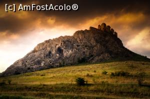 [P26] Se lasa seara peste Cetatea Trascăului » foto by Remicade
 - 
<span class="allrVoted glyphicon glyphicon-heart hidden" id="av768139"></span>
<a class="m-l-10 hidden" id="sv768139" onclick="voting_Foto_DelVot(,768139,19767)" role="button">șterge vot <span class="glyphicon glyphicon-remove"></span></a>
<a id="v9768139" class=" c-red"  onclick="voting_Foto_SetVot(768139)" role="button"><span class="glyphicon glyphicon-heart-empty"></span> <b>LIKE</b> = Votează poza</a> <img class="hidden"  id="f768139W9" src="/imagini/loader.gif" border="0" /><span class="AjErrMes hidden" id="e768139ErM"></span>