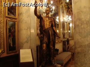 [P20] Admirand arta sus la etaj » foto by mireille
 - 
<span class="allrVoted glyphicon glyphicon-heart hidden" id="av714595"></span>
<a class="m-l-10 hidden" id="sv714595" onclick="voting_Foto_DelVot(,714595,19792)" role="button">șterge vot <span class="glyphicon glyphicon-remove"></span></a>
<a id="v9714595" class=" c-red"  onclick="voting_Foto_SetVot(714595)" role="button"><span class="glyphicon glyphicon-heart-empty"></span> <b>LIKE</b> = Votează poza</a> <img class="hidden"  id="f714595W9" src="/imagini/loader.gif" border="0" /><span class="AjErrMes hidden" id="e714595ErM"></span>