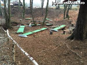 [P04] terenurile de minigolf » foto by Dan&Ema
 - 
<span class="allrVoted glyphicon glyphicon-heart hidden" id="av703523"></span>
<a class="m-l-10 hidden" id="sv703523" onclick="voting_Foto_DelVot(,703523,19800)" role="button">șterge vot <span class="glyphicon glyphicon-remove"></span></a>
<a id="v9703523" class=" c-red"  onclick="voting_Foto_SetVot(703523)" role="button"><span class="glyphicon glyphicon-heart-empty"></span> <b>LIKE</b> = Votează poza</a> <img class="hidden"  id="f703523W9" src="/imagini/loader.gif" border="0" /><span class="AjErrMes hidden" id="e703523ErM"></span>