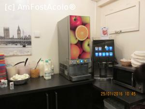 [P16] dozatoare cu sucuri si cafele » foto by adri-nico
 - 
<span class="allrVoted glyphicon glyphicon-heart hidden" id="av709264"></span>
<a class="m-l-10 hidden" id="sv709264" onclick="voting_Foto_DelVot(,709264,19895)" role="button">șterge vot <span class="glyphicon glyphicon-remove"></span></a>
<a id="v9709264" class=" c-red"  onclick="voting_Foto_SetVot(709264)" role="button"><span class="glyphicon glyphicon-heart-empty"></span> <b>LIKE</b> = Votează poza</a> <img class="hidden"  id="f709264W9" src="/imagini/loader.gif" border="0" /><span class="AjErrMes hidden" id="e709264ErM"></span>