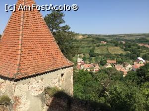 [P33] Cetatea Slimnic - Vedere din Turnul Clopotnita » foto by mishu
 - 
<span class="allrVoted glyphicon glyphicon-heart hidden" id="av892387"></span>
<a class="m-l-10 hidden" id="sv892387" onclick="voting_Foto_DelVot(,892387,19908)" role="button">șterge vot <span class="glyphicon glyphicon-remove"></span></a>
<a id="v9892387" class=" c-red"  onclick="voting_Foto_SetVot(892387)" role="button"><span class="glyphicon glyphicon-heart-empty"></span> <b>LIKE</b> = Votează poza</a> <img class="hidden"  id="f892387W9" src="/imagini/loader.gif" border="0" /><span class="AjErrMes hidden" id="e892387ErM"></span>