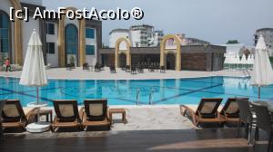 [P07] The Lumos - piscina, mica dupara parerea mea.  » foto by Andox
 - 
<span class="allrVoted glyphicon glyphicon-heart hidden" id="av753513"></span>
<a class="m-l-10 hidden" id="sv753513" onclick="voting_Foto_DelVot(,753513,19919)" role="button">șterge vot <span class="glyphicon glyphicon-remove"></span></a>
<a id="v9753513" class=" c-red"  onclick="voting_Foto_SetVot(753513)" role="button"><span class="glyphicon glyphicon-heart-empty"></span> <b>LIKE</b> = Votează poza</a> <img class="hidden"  id="f753513W9" src="/imagini/loader.gif" border="0" /><span class="AjErrMes hidden" id="e753513ErM"></span>