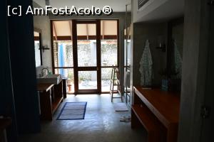 [P27] stânga pentru domni, în față duș în aer liber, dreapta toaleta imensă și dușul de interior » foto by barbu minel
 - 
<span class="allrVoted glyphicon glyphicon-heart hidden" id="av711385"></span>
<a class="m-l-10 hidden" id="sv711385" onclick="voting_Foto_DelVot(,711385,19932)" role="button">șterge vot <span class="glyphicon glyphicon-remove"></span></a>
<a id="v9711385" class=" c-red"  onclick="voting_Foto_SetVot(711385)" role="button"><span class="glyphicon glyphicon-heart-empty"></span> <b>LIKE</b> = Votează poza</a> <img class="hidden"  id="f711385W9" src="/imagini/loader.gif" border="0" /><span class="AjErrMes hidden" id="e711385ErM"></span>