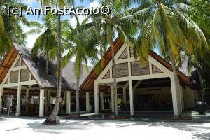 [P52] restaurantul main, imediat după recepție » foto by barbu minel
 - 
<span class="allrVoted glyphicon glyphicon-heart hidden" id="av711505"></span>
<a class="m-l-10 hidden" id="sv711505" onclick="voting_Foto_DelVot(,711505,19932)" role="button">șterge vot <span class="glyphicon glyphicon-remove"></span></a>
<a id="v9711505" class=" c-red"  onclick="voting_Foto_SetVot(711505)" role="button"><span class="glyphicon glyphicon-heart-empty"></span> <b>LIKE</b> = Votează poza</a> <img class="hidden"  id="f711505W9" src="/imagini/loader.gif" border="0" /><span class="AjErrMes hidden" id="e711505ErM"></span>