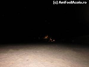 [P05] Nu îmi ies fotografiile de noapte... Am încercat să fotografiez utilajul. Nu prea mi-a ieșit. :( » foto by ariciu*
 - 
<span class="allrVoted glyphicon glyphicon-heart hidden" id="av522538"></span>
<a class="m-l-10 hidden" id="sv522538" onclick="voting_Foto_DelVot(,522538,19965)" role="button">șterge vot <span class="glyphicon glyphicon-remove"></span></a>
<a id="v9522538" class=" c-red"  onclick="voting_Foto_SetVot(522538)" role="button"><span class="glyphicon glyphicon-heart-empty"></span> <b>LIKE</b> = Votează poza</a> <img class="hidden"  id="f522538W9" src="/imagini/loader.gif" border="0" /><span class="AjErrMes hidden" id="e522538ErM"></span>