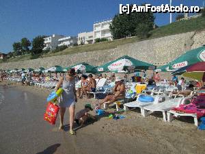 [P18] În zona civilizată de pe plaja din Eforie Nord, unde ghiulul şi caninii de aur asigură respect. Ce păcat că le-am lăsat acasă!!!...  » foto by Nobodyforever
 - 
<span class="allrVoted glyphicon glyphicon-heart hidden" id="av443172"></span>
<a class="m-l-10 hidden" id="sv443172" onclick="voting_Foto_DelVot(,443172,19965)" role="button">șterge vot <span class="glyphicon glyphicon-remove"></span></a>
<a id="v9443172" class=" c-red"  onclick="voting_Foto_SetVot(443172)" role="button"><span class="glyphicon glyphicon-heart-empty"></span> <b>LIKE</b> = Votează poza</a> <img class="hidden"  id="f443172W9" src="/imagini/loader.gif" border="0" /><span class="AjErrMes hidden" id="e443172ErM"></span>