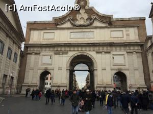 [P31] Parasim <b>Piazza del Popolo</b> prin Porta del Popolo » foto by Dan&Ema
 - 
<span class="allrVoted glyphicon glyphicon-heart hidden" id="av939140"></span>
<a class="m-l-10 hidden" id="sv939140" onclick="voting_Foto_DelVot(,939140,20021)" role="button">șterge vot <span class="glyphicon glyphicon-remove"></span></a>
<a id="v9939140" class=" c-red"  onclick="voting_Foto_SetVot(939140)" role="button"><span class="glyphicon glyphicon-heart-empty"></span> <b>LIKE</b> = Votează poza</a> <img class="hidden"  id="f939140W9" src="/imagini/loader.gif" border="0" /><span class="AjErrMes hidden" id="e939140ErM"></span>